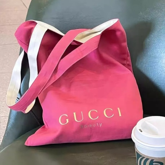 Hot! 100% Authentic GUCCI Beauty Pink White Reversible Tote Logo